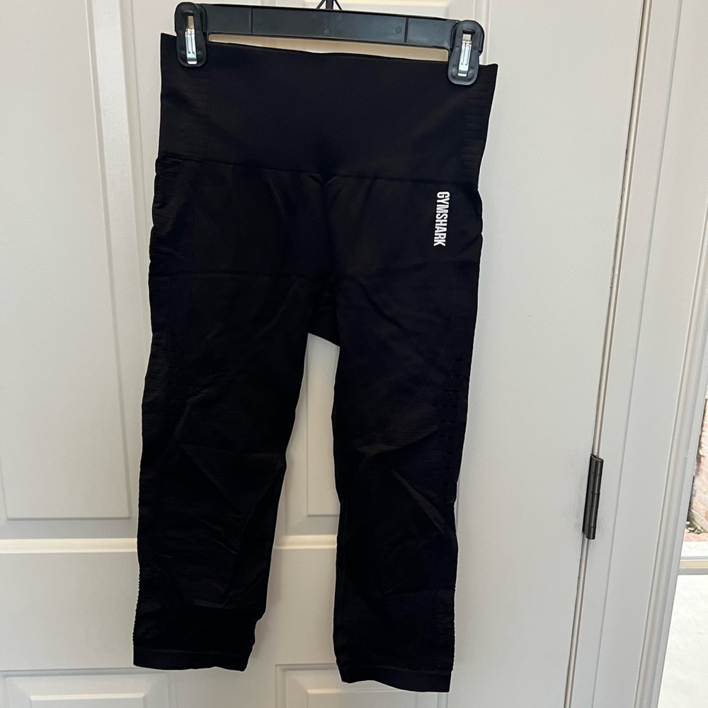 Gymshark Cropped High Rise Black Leggings with Detailing- Size Medium